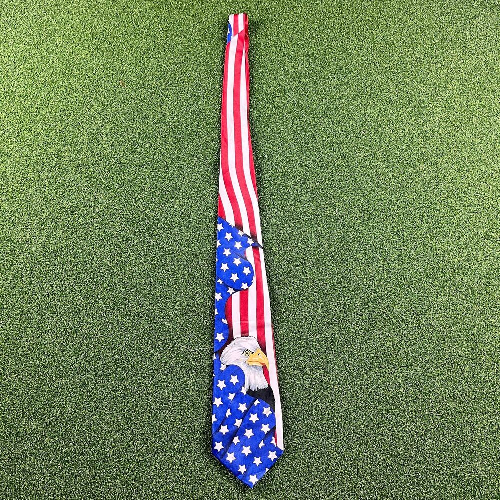 Vintage Umo Lorenzo American Flag 4th of July Patriotic Necktie